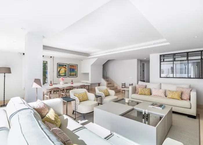 펜션 Casa Petit Palais - Marbellamar By Finest